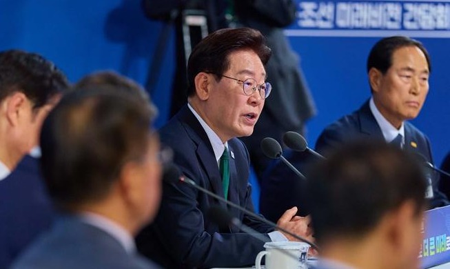 Le président Lee Jae Myung appelle à respecter « autant les droits des travailleurs que ceux des entreprises »