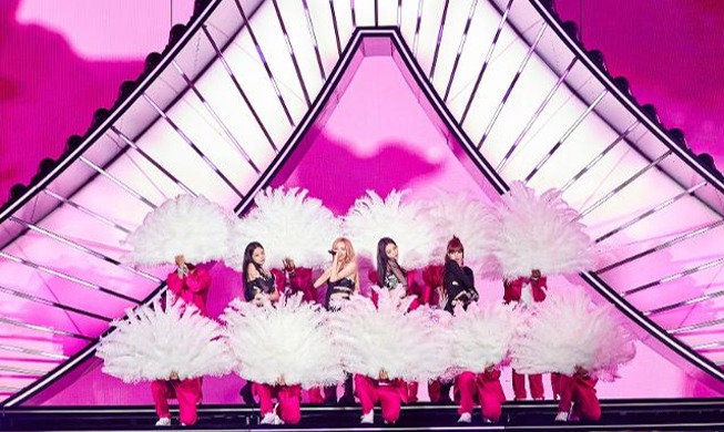 Les hanboks des Blackpink brillent à Coachella