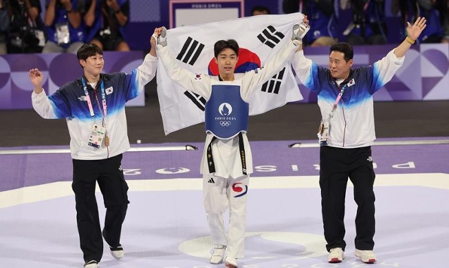 Park Tae-joon remporte la médaille d’or en taekwondo chez les moins de 58 kg