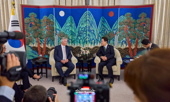 Le président Lee Jae Myung plaide pour une coopération accrue avec l’OCDE