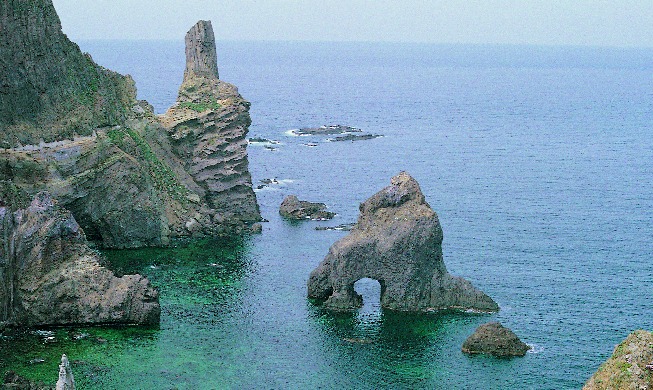 Le ministère des Affaires étrangères exhorte la préfecture japonaise à abolir la « Journée de Dokdo »