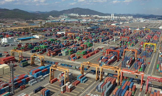 Les exportations coréennes devraient dépasser les 700 milliards de dollars en 2025