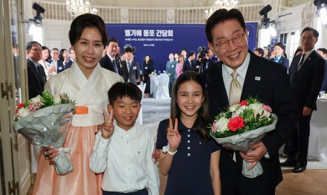 À Bruxelles, le président Lee Jae Myung salue le rôle des Coréens...