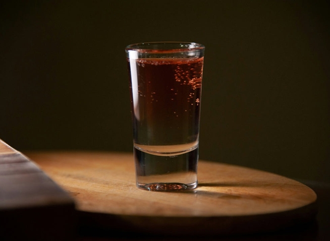 Le soju, héritage culturel coréen, réinterprété en France par la maison Yaju