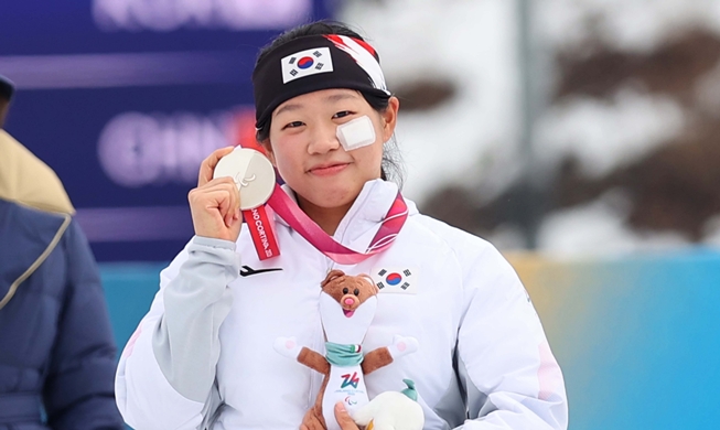 Kim Yunji décroche une deuxième médaille en para ski de fond