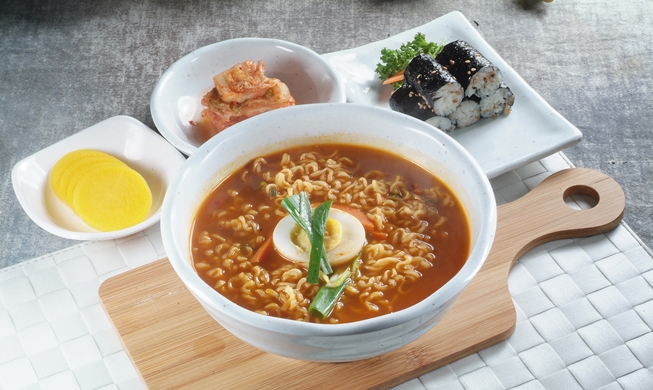 Les exportations de ramyeon dépassent les 378 millions de dollars au premier trimestre 2024