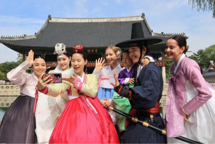 En hanbok à Gyeongbokgung