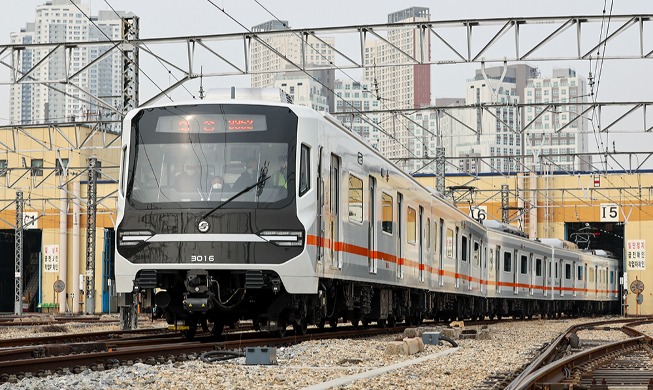 Lancement de nouveaux wagons électriques sur la ligne 3 du métro de Séoul