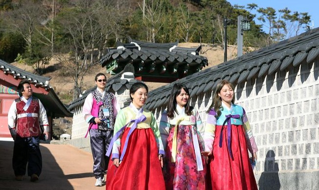 Le « style de vie du hanbok » désigné patrimoine culturel immatériel national