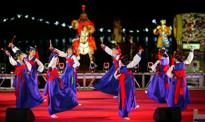 Le geommu, ou l'art ancestral de la danse à l'épée en Corée