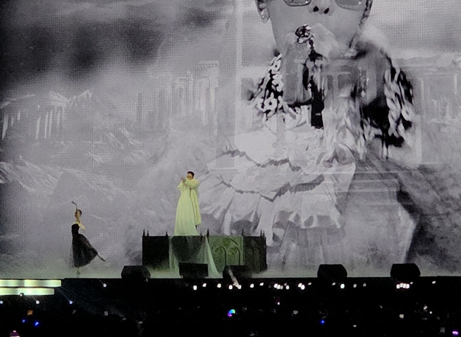  G-Dragon et Stray Kids au Gala des Pièces Jaunes 2026 !