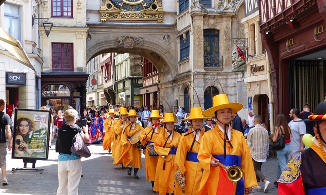 Rencontre avec Madame CHO, Directrice de l’Ecole Coréenne de Rouen