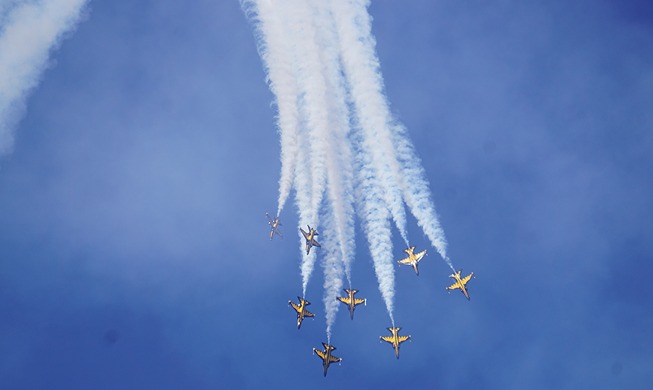 Image du jour : un show aérien à l’occasion de Seoul ADEX 2021