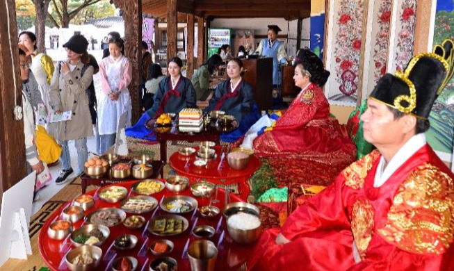 Un festival dédié à la cuisine royale des palais coréens se déroule à Séoul ce 18 octobre