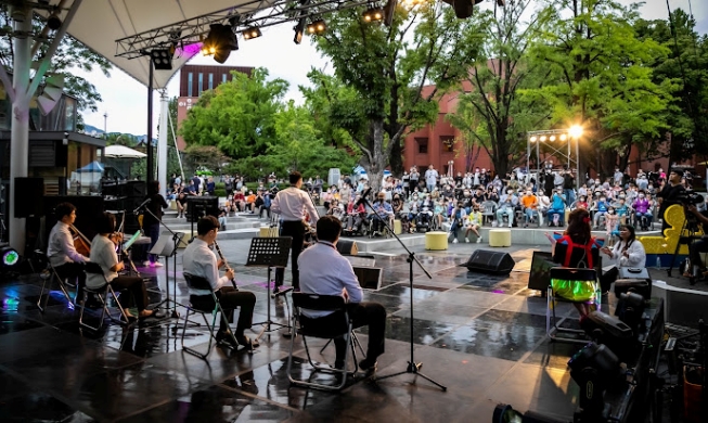 Le plus grand festival dédié aux artistes handicapés s’ouvre à Cheong Wa Dae