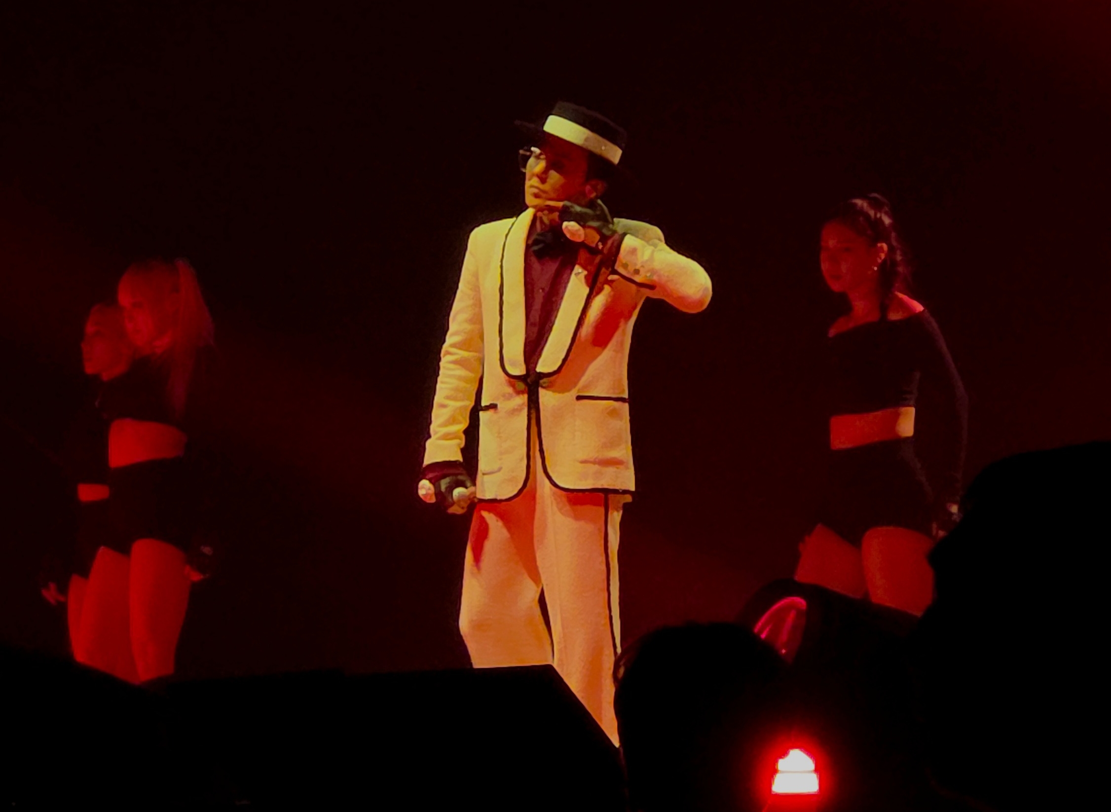 G-Dragon de retour à Paris pour un concert solo, huit ans et huit jours plus tard