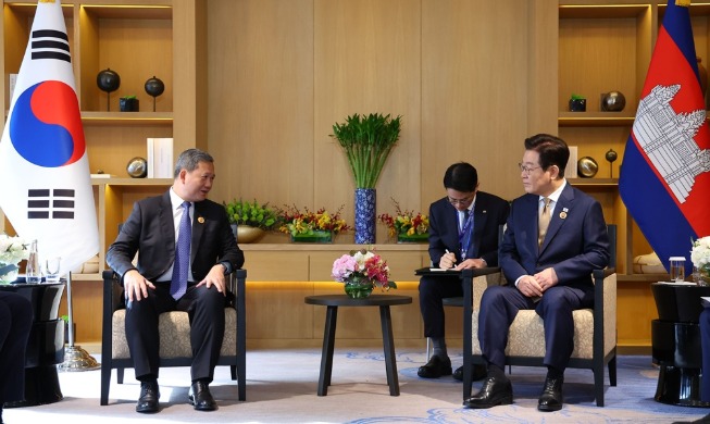 Sommet de l'ASEAN : le président Lee Jae Myung débute ses activités diplomatiques