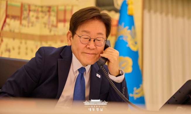 Le président Lee Jae Myung prend contact avec les dirigeants du Kirghizistan et du Tadjikistan