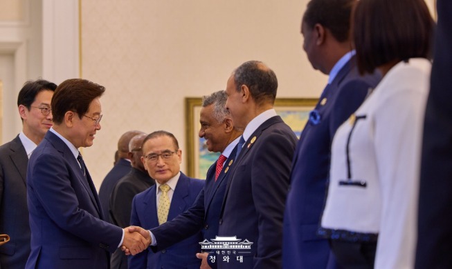 Le président Lee Jae Myung appelle à renforcer la coopération avec l'Afrique