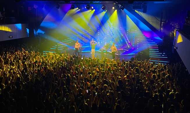Le concert d’Eric Nam à Bruxelles : les fans étaient « lost in this paradise »