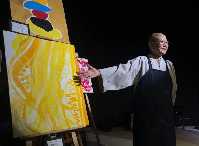 Quand les émotions deviennent peinture : entretien avec la poétesse Ju Seok