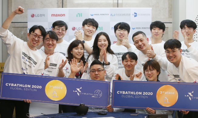 Cybathlon 2020 : l’équipe coréenne issue de KAIST remporte l'or et le bronze en exosquelette motorisé