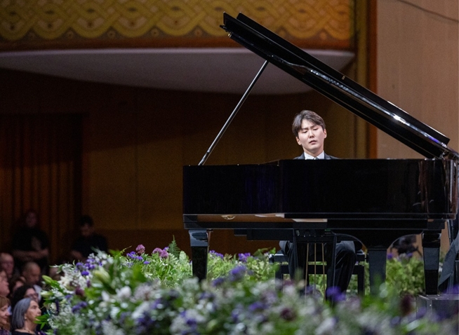 Le pianiste Seong-jin Cho brille au festival international George Enescu