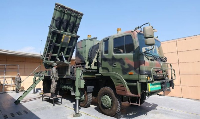 Un nouveau modèle du système de missiles sol-air Cheongung est entrée en service