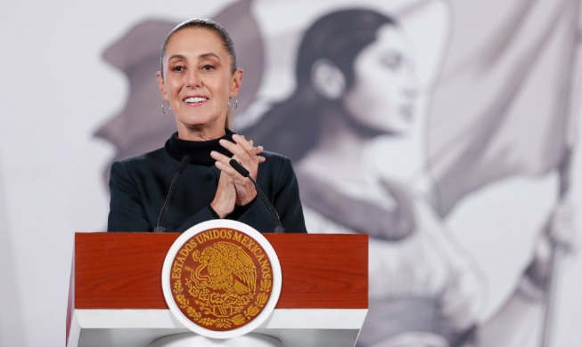 La présidente du Mexique réclame davantage de concerts de BTS organisés dans son pays