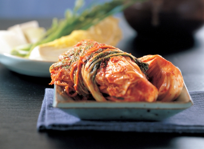 Dans un bocal de kimchi, une piste inattendue contre les nanoplastiques