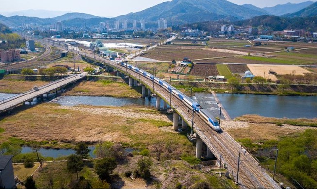 L’expertise coréenne en matière d’infrastructures routières et ferroviaires s’exporte au Laos et en Mongolie