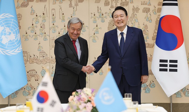 Le président Yoon rencontre le chef de l'ONU