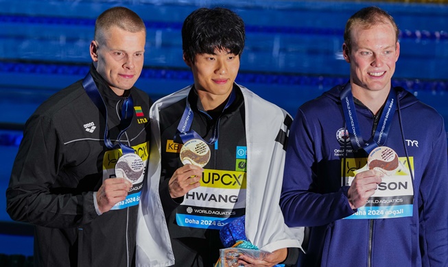 Mondiaux de natation : Hwang Seon-woo remporte l'or au 200 m nage libre, une première pour la Corée