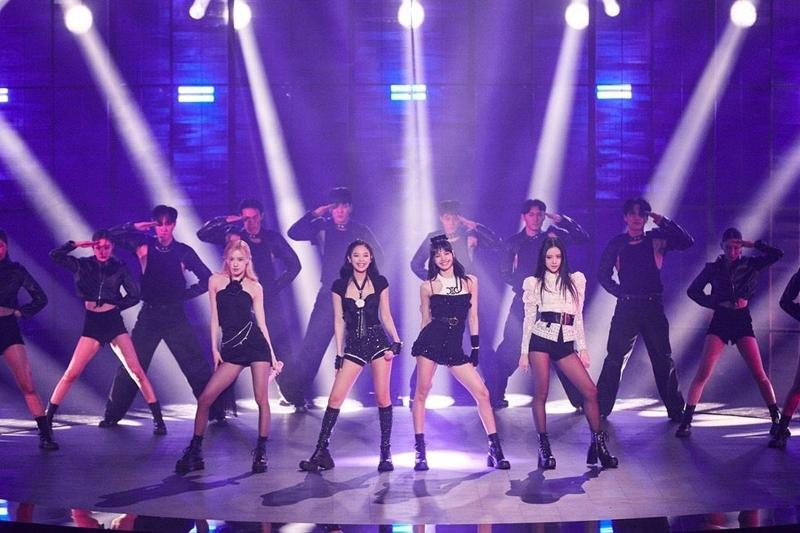 Blackpink lors du « Gala des Pièces jaunes » ⓒ YG Entertainment 