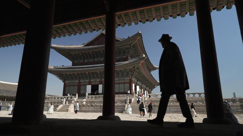 Richard Quest découvre l’architecture coréenne dans Quest World of Wonder