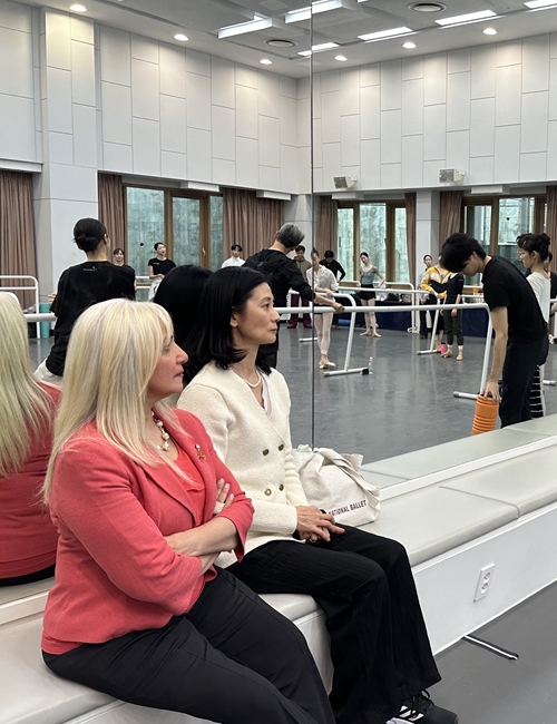 Lamiaa Zayed assiste aux répétitions des danseurs du Ballet national de Corée dans l’arrondissement Seocho à Séoul, le 30 mai.