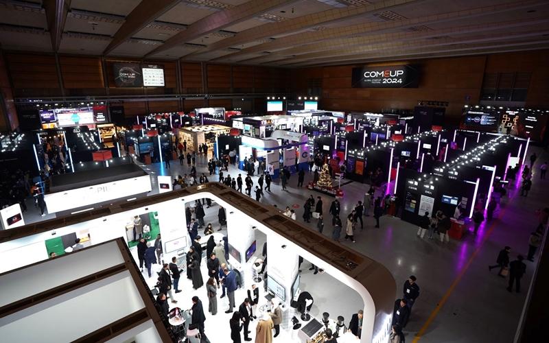 Le Global Startup Festival COMEUP 2023, au centre des expositions Coex de Séoul, le 12 décembre 2024. © Korea Startup Forum