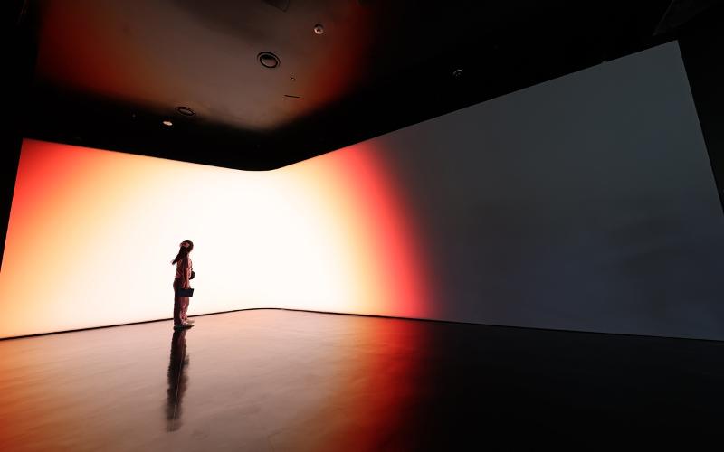 Un jeu de lumières lors de l’exposition « Love Chapter ». © Lee Jeong Woo / Korea.net