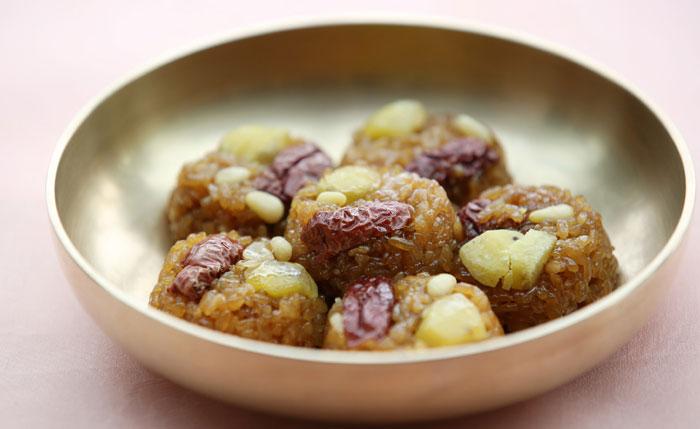 Yakshik, pour la première pleine lune de l’année. © Institute of Traditional Korean Food