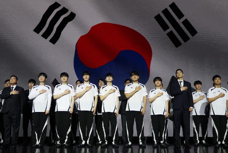 20260826 Asian Game esports team