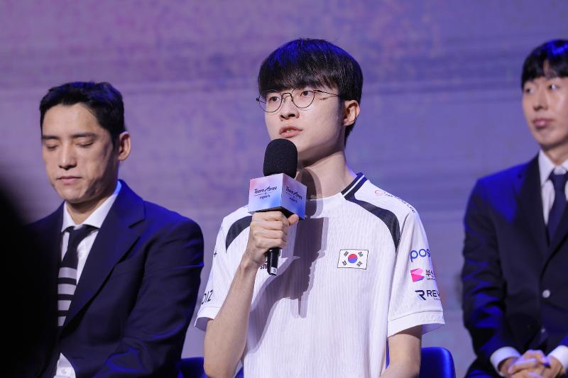 20260826 Asian Game esports team2