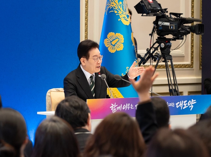 Huit ans après la déclaration de Panmunjom, la nouvelle main tendue du gouvernement de Lee Jae Myung