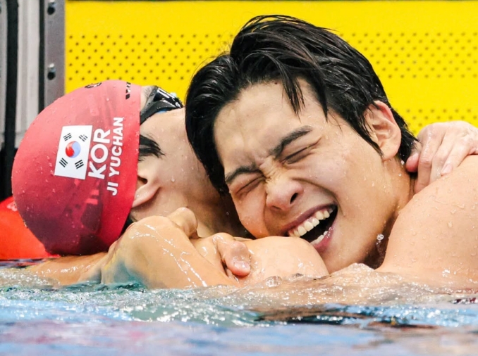 Kim Young-beom établit un nouveau record d'Asie pour le 50m nage libre