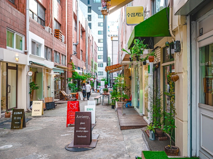 En Corée, un commerce de restauration sur sept est un café