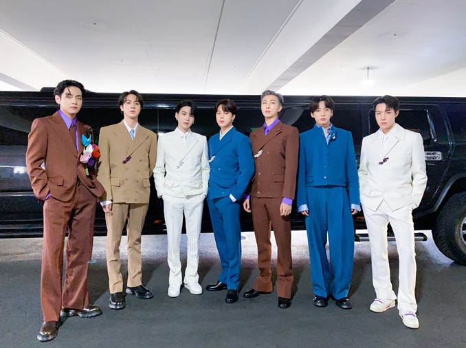 BTS confirme son retour au complet avec un nouvel album au printemps 2026