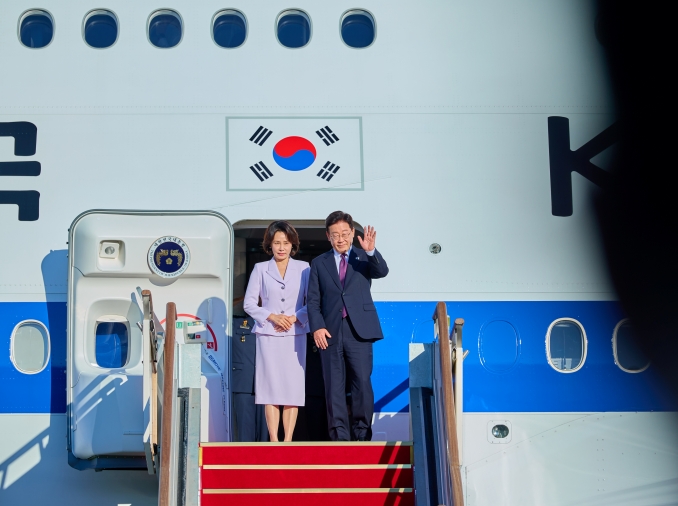 Le président Lee Jae Myung arrive à New York avant son discours devant l'ONU