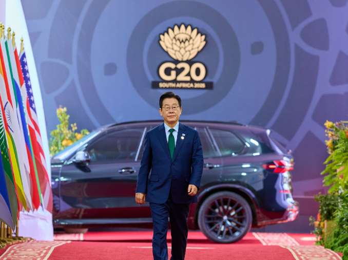 Lee Jae Myung de retour en Corée après sa tournée au Moyen-Orient et en Afrique