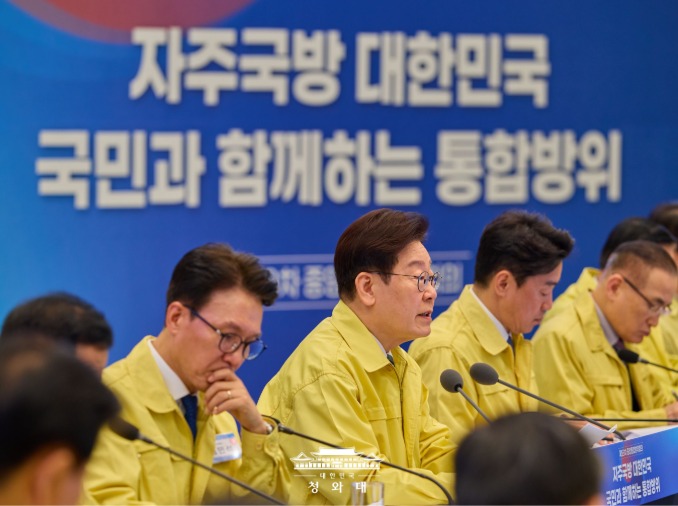 Le président Lee Jae Myung souligne l'importance de l’autonomie en matière de défense