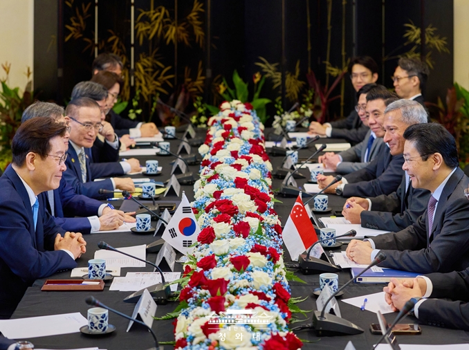 La Corée et Singapour lancent la modernisation de l’accord de libre-éhcange et élargissent la coopération dans l’IA