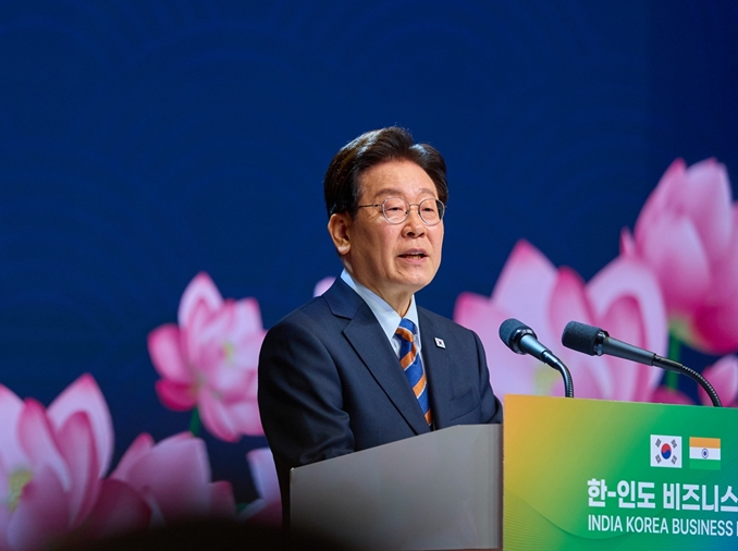 La Corée et l’Inde signent une vingtaine de protocoles d’accord